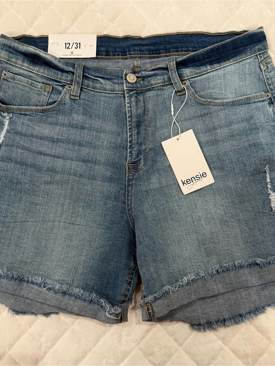 Kensie Pants - Kensie Light Blue Denim Jean Shorts - Size 12/31 NWT